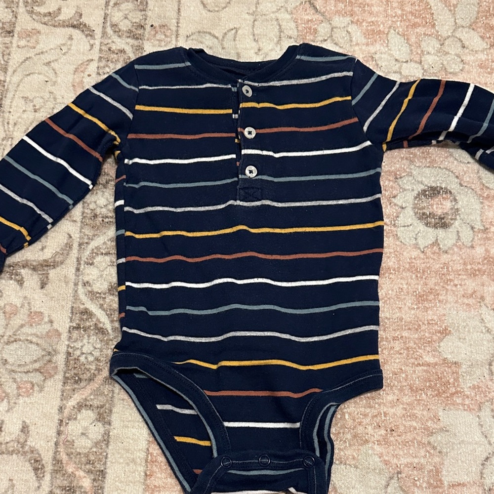 Lot of 10 onesies size 18 months